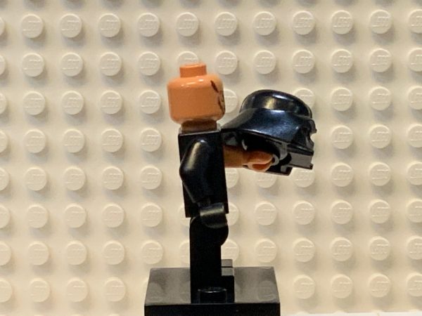 Anakin Skywalker, Battle Damaged Darth Vader sw0283 Supply